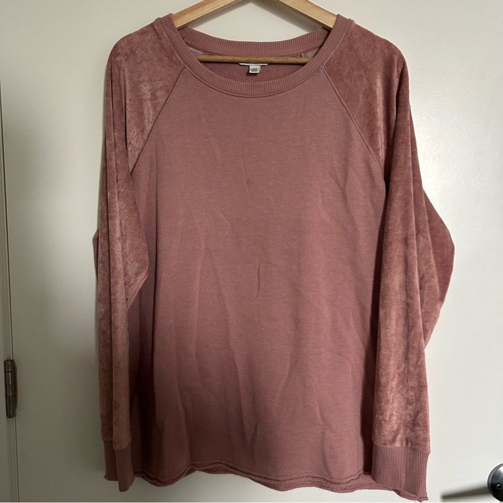 American Eagle crewneck